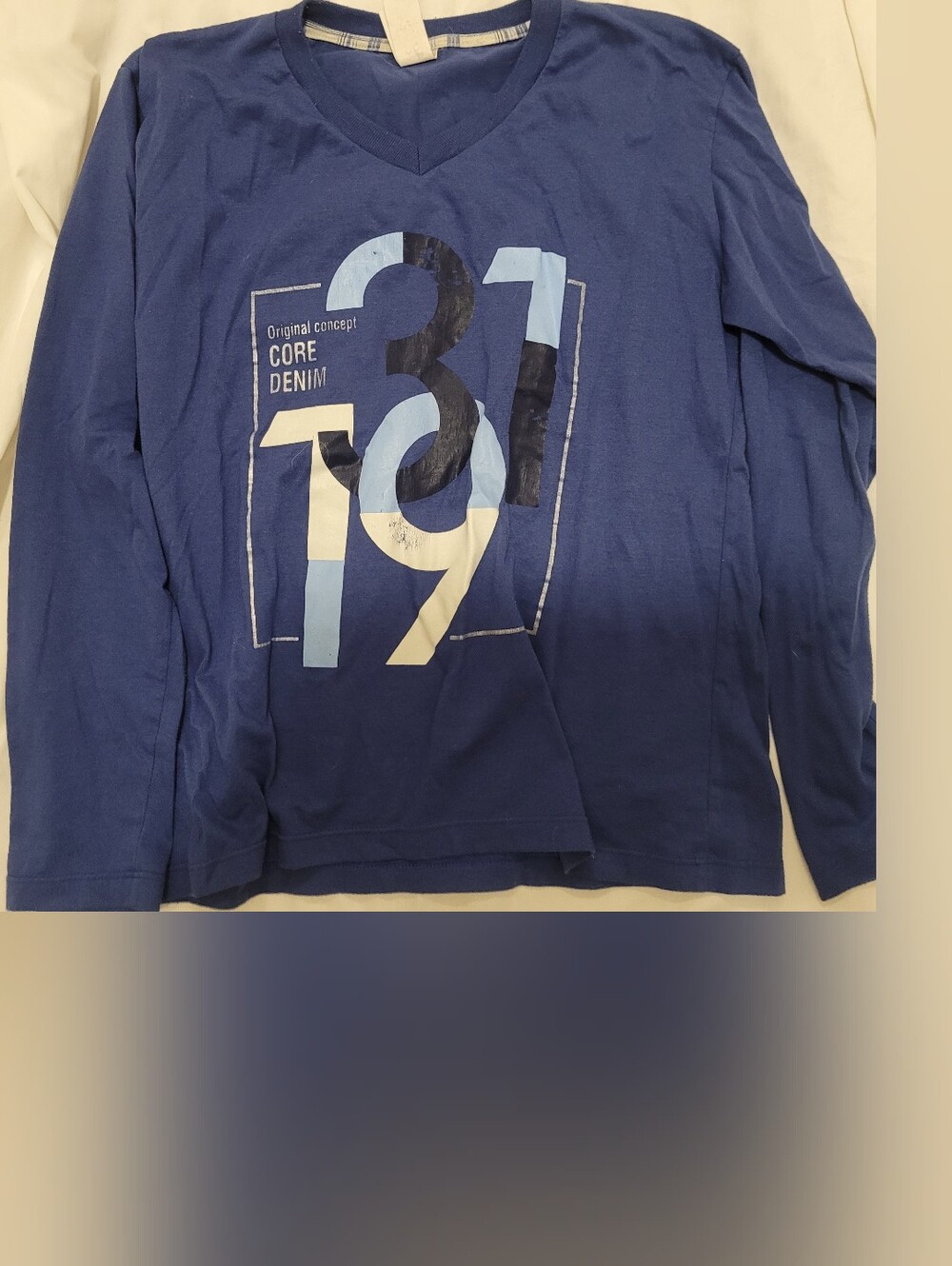 Men's Long-Sleeve Graphic Tee in Blue - Core Denim Style